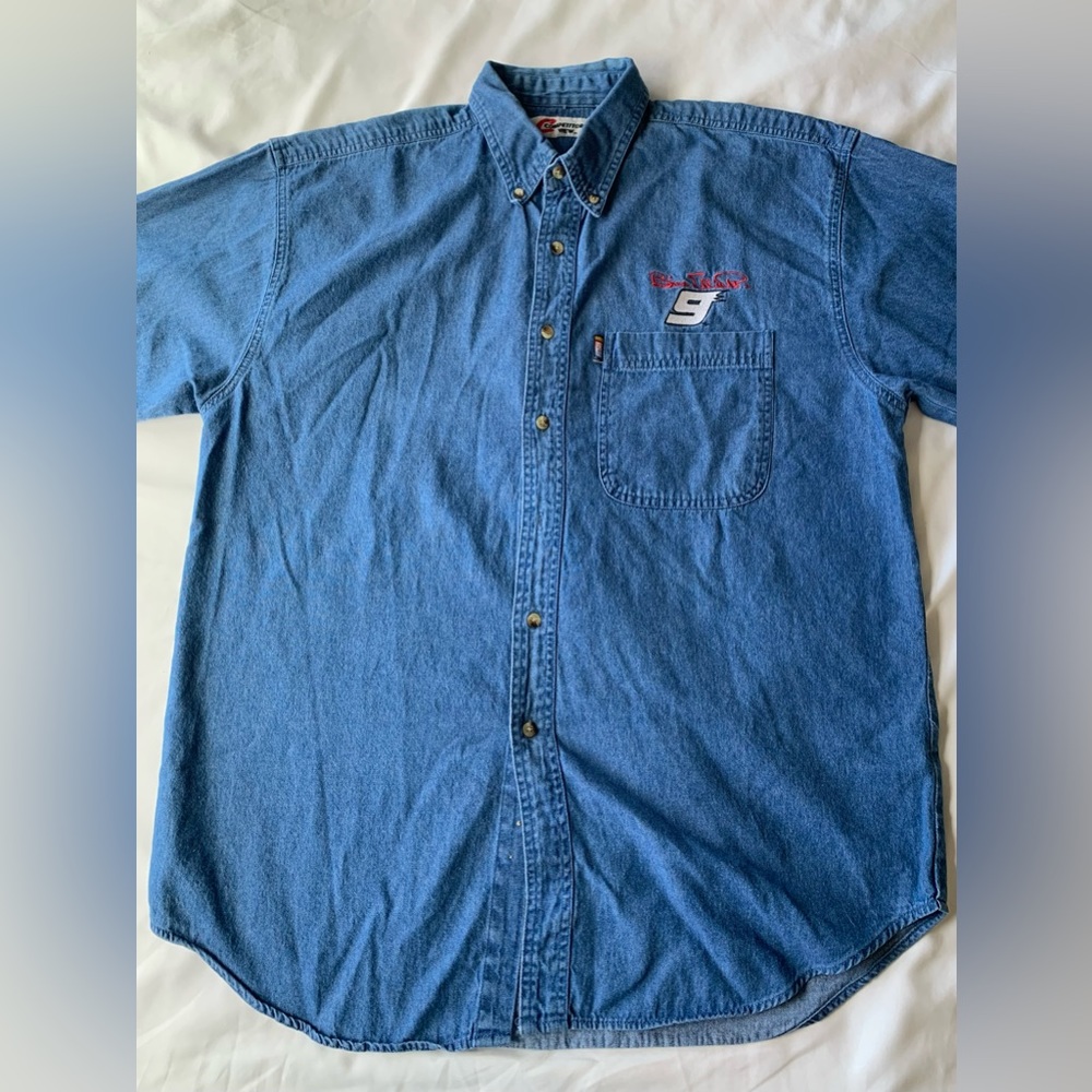 Vintage - Competitors View Bill Elliot chambray button down